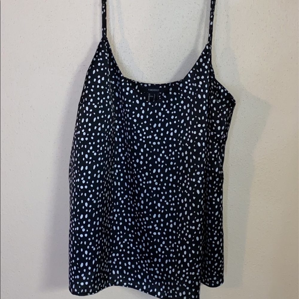 Black silky tanktop
